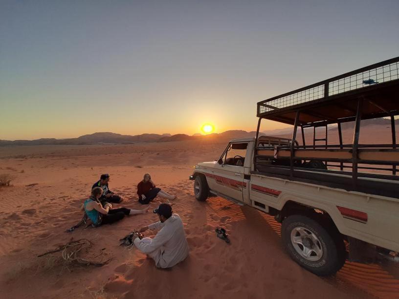 Candle Light Camp Wadi Rum Eksteriør bilde